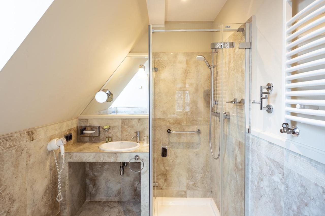 Standaard Tweepersoonskamer met 1 of 2 Bedden in het Oficyna-gebouw